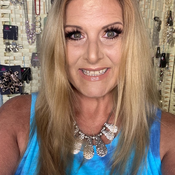 Meet your Posher, Angela - Picture 6 of 7